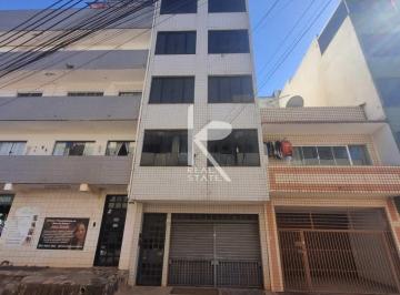Comercial en Venda de 1 quarto Taguatinga Sul · QS 5 Rua 800B Predio com 4 apartamentos de 1 quarto e 1 loja / 99972-6002