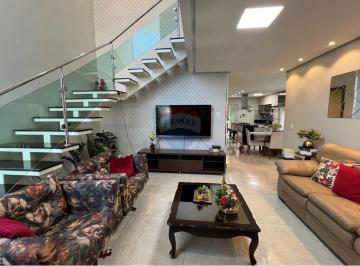Casa · 340m² · 4 Quartos · 4 Vagas · Encontre a Casa dos Seus Sonhos Guara