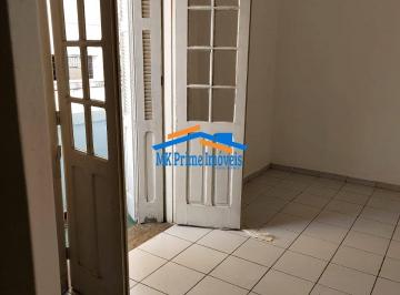 Casa · 280m² · 8 Quartos · 2 Vagas · Casa assobradada comercial com 280m² para Locação.
