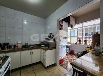Apartamento · 78m² · 3 Quartos · 1 Vaga · Apartamento à venda no Centro, 3 quartos, 1 suíte e 1 vaga.