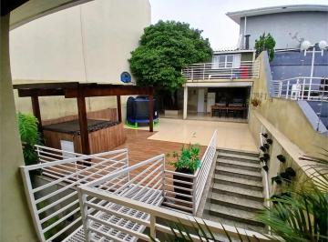 Casa de 3 quartos, São Paulo · Sobrado Alto Padrão na Santa Teresinha| reformado | 3 Suítes| Área Gourmet e SPA
