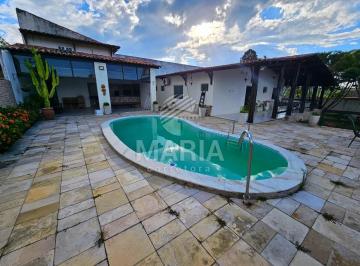 Casa de 5 quartos, Gravatá · Casa solta com 05 quartos à venda em Gravatá/PE!