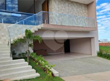 Casa · 270m² · 3 Quartos · 4 Vagas · Condomínio com 3 quartos à venda em Além Ponte - SP