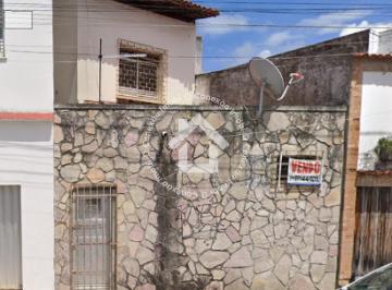 Vende-se casa no bairro São José · Vende-se casa no bairro São José
