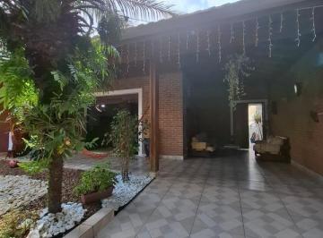 Casa · 278m² · 3 Quartos · 2 Vagas · Casa para aluguel com 3 quartos no bairro Cibratel I 