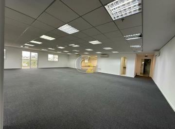 Comercial · 292m² · 6 Vagas · Aluga-se, conjunto comercial em Vila Leopoldina com vão livre de 292 metros, 6 banheiros e 6 vagas.