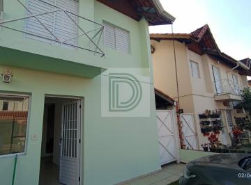 Casa · 91m² · 2 Quartos · 2 Vagas · Casa para locação em condomínio fechado na Granja Viana - 2 dormitórios, quintal e 2 vagas