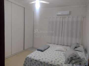 Casa · 361m² · 3 Quartos · 2 Vagas · Casa Padrão em São José do Rio Preto