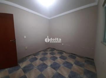 Casa · 252m² · 3 Quartos · 4 Vagas · Casa com 3 quartos sendo 1 suite disponível para venda no bairro Jardim Brasília em Uberlândia MG