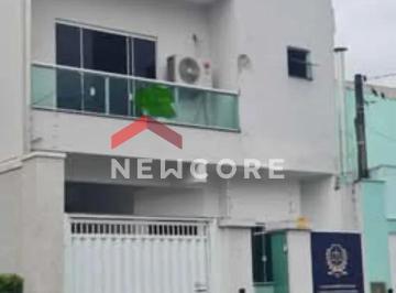 Casa · 195m² · 3 Quartos · 2 Vagas · Sobrado em Rua 1542 - Centro - Balneário Camboriú/SC