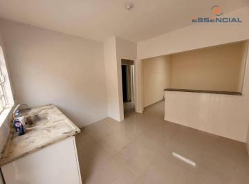 bcd76bbc9e050b582f54747fdae3f0ca3a8a8aa4 · Casa com 2 dormitórios para alugar, por R$ 1.400/mês - Vila São Lúcio - Botucatu/SP