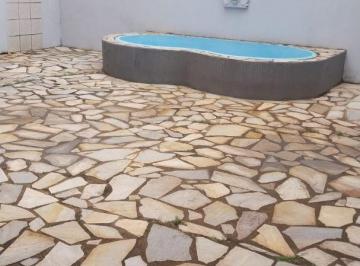 Casa · 150m² · 3 Quartos · 3 Vagas · Casa com 3 quartos à venda no Bairro Santa Mônica - Uberlândia/MG