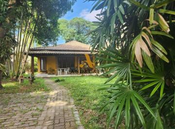 Casa · 174m² · 3 Quartos · 4 Vagas · Venda de Casa com 3 quarto(s), 1 suíte(s), 174 m², por R$ 1.1 milhão em Vargem Grande.