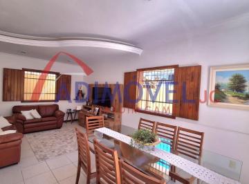 Foto 01 · Casa Duplex em Jardim Camburi! Com 4 Quartos, 1 Suíte, 3 Vagas, 170m².