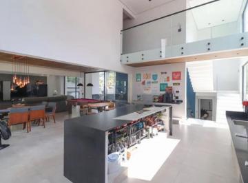 IMG_20260622_181932_000.jpeg · Deslumbrante casa em condomínio para venda com 4 quartos, sendo 4 suítes, 511m² - urban#X8RZS