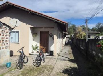 20250605122545812.jpg · Casa para Venda em Florianópolis, Rio Tavares, 7 dormitórios, 3 banheiros, 4 vagas