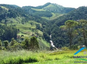 Casa · 183m² · 2 Quartos · 12 Vagas · Casa Espetacular com vista Cachoeira Sete Quedas em Gonçalves