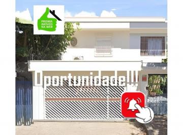 Casa de 2 quartos, São Paulo · 2 Dormitórios + 2 Suítes + Banheira Hidro + Lareira + Quintal Gourmet + 2 Vagas,