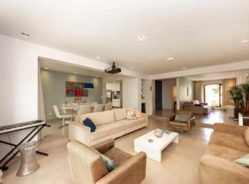 68489600-adca-4701-8527-4c5a0dac13c7 · Agradável apartamento para venda em Vila Clementino com 3 quartos, sendo 3 suítes, 224m²