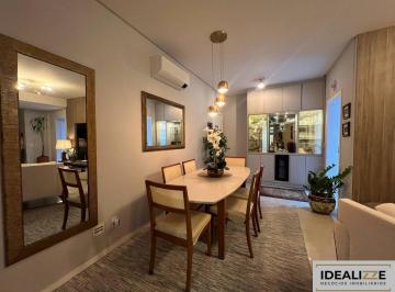 Apartamento · 197m² · 2 Quartos · 1 Vaga · Apartamento diferenciado com piscina privativa no Res. Dalpiaz em Baln. Camboriú/SC