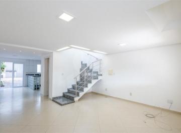 Casa · 163m² · 3 Quartos · 2 Vagas · Sobrado com 3 quartos à venda em Vila Ipiranga - RS