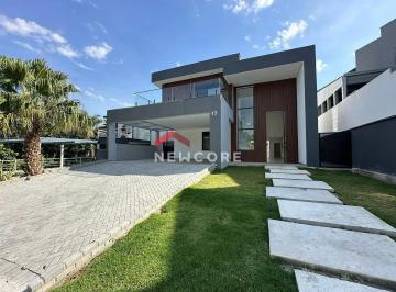 Casa · 382m² · 5 Quartos · 6 Vagas · Casa de condomínio em Alameda Turmalina - Golf Gardens - Carapicuíba/SP