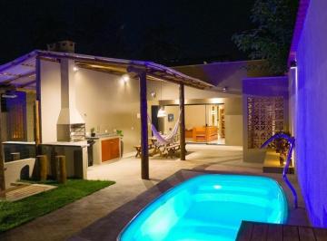 Casa · 245m² · 2 Quartos · 4 Vagas · Casa para Locação Anual – Bairro de Boracéia, São Sebastião