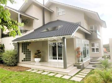 698326_i39U587_6983266841c0e97744f.jpg · Casa Mobiliada em bairro elegante e bem localizada!