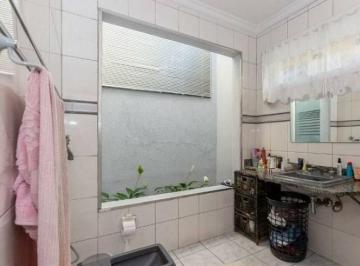 Casa · 280m² · 3 Quartos · 5 Vagas · Imóvel de luxo na Vila Madalena: Sobrado com 3 quartos, 1 suíte, 5 banheiros, 5 vagas e 280m² em São
