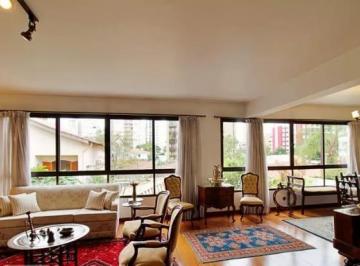 Casa · 410m² · 4 Quartos · 6 Vagas · Casa à venda na Vila Morumbi, São Paulo