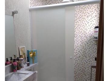 Casa · 178m² · 3 Quartos · 3 Vagas · Casa à venda em São Paulo-SP, Vila Formosa: 3 quartos, 1 suíte, 3 banheiros, 3 vagas de garagem, 178
