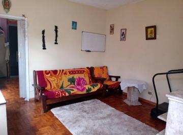 Casa de 4 quartos, São Paulo · Casa à venda na Vila Ema, São Paulo-SP: 4 quartos, 2 banheiros, 1 vaga de garagem e 138m² de área. A