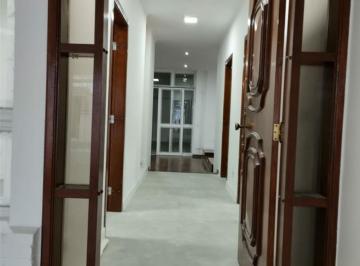 Casa · 260m² · 5 Quartos · 4 Vagas · sobrado comercial