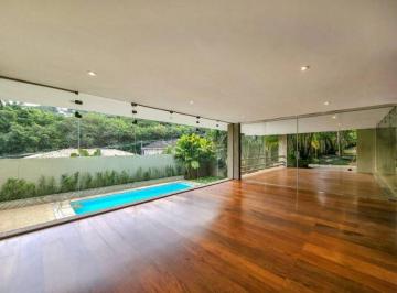 Casa · 730m² · 5 Quartos · 8 Vagas · Condomínio Residencial no Morumbi com 900m²