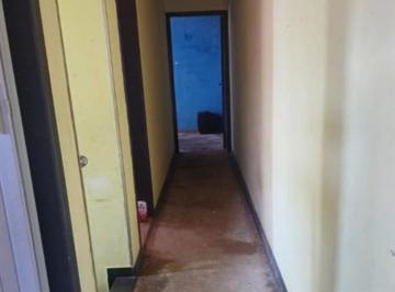 Casa · 200m² · 3 Quartos · 2 Vagas · Sobrado à venda na Vila Bancária, São Paulo-SP: 3 quartos, 2 banheiros, 2 vagas de garagem, 200m² de