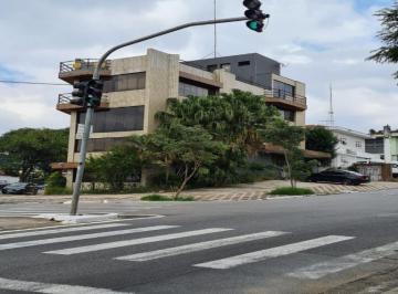 Comercial · 555m² · 17 Vagas · Alto da Lapa - Prédio Comercial à venda de 942m² com 5 banheiros, 17 vagas.