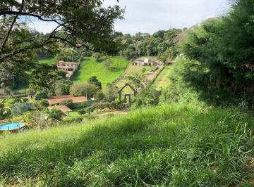 Terreno · 1380m² · Terreno à venda no Condomínio Vale da Santa Fé.