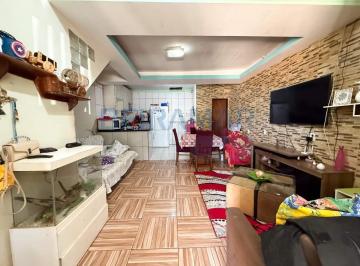 Casa · 330m² · 6 Quartos · 3 Vagas · Sobrado em Samambaia Sul