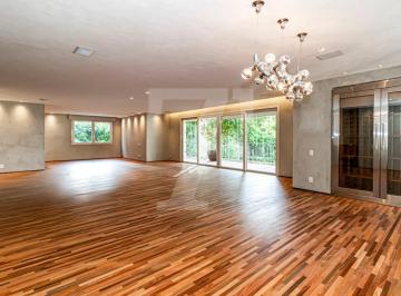 Apartamento · 278m² · 3 Quartos · 3 Vagas · Apartamento à venda com 278 m², 3 suítes, localizado no Jardim Europa.