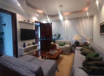 Casa · 132m² · 4 Quartos · 2 Vagas · Sobrado com 3 pavimentos 4 Quartos e 3 suítes à Venda, 260 m² por R$ 1.400.000,00
