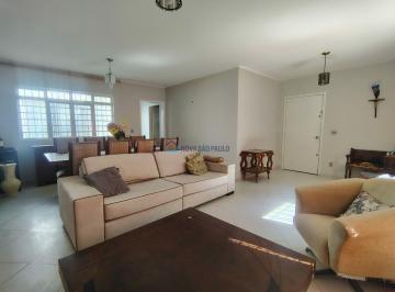 Casa · 141m² · 3 Quartos · 4 Vagas · Casa Térrea à venda, com 3 quartos, 1 suíte e 4 vagas