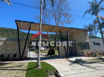 Terreno · 388m² · Lote em condomínio em  Rua Guaruva - Praia das Taquaras - Balneário Camboriú/SC