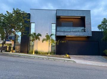 a342ad8ef768e6fd828aa83ffa8ea5674a6a186e · Casa Mobiliada de Condomínio com 3 Quartos, todos Suítes à venda, 270 m² por R$ 2.200.000 - Condomí