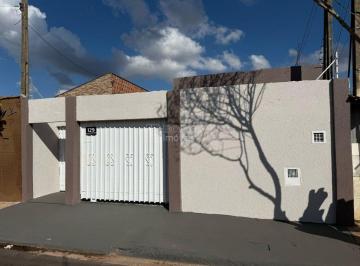 Casa · 124m² · 3 Quartos · 3 Vagas · Casa Padrão em Araraquara