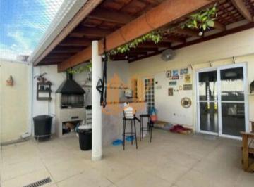 Casa · 115m² · 3 Quartos · 1 Vaga · Linda Casa com 3 Dormitórios e Área Gourmet no Villa Flora