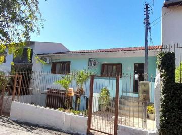 Casa · 194m² · 2 Quartos · 4 Vagas · Casa à venda - em Partenon