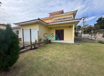Casa · 178m² · 3 Quartos · 2 Vagas · Ótima casa 3 quartos em condomínio Vila Verde Rasa Armação de Búzios
