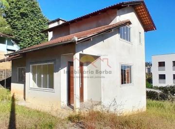 Casa · 460m² · 3 Quartos · Excelente Casa com 03 Dormitórios no Saguaçu
