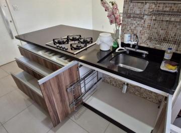Apartamento · 79m² · 2 Quartos · 1 Vaga · Apartamento de 79m², com 2 dormitórios e 1 vaga.