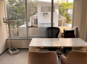 Comercial · 80m² · 2 Vagas · Sala Comercial no Itaim Bibi de 80m² com 2 Vagas à Venda.